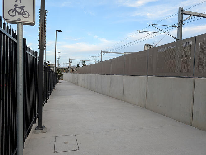 PXL_20251222_082810727