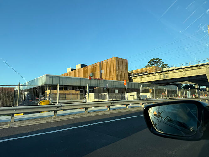 AF7F365D-028C-47EC-9320-474ABC00AB4D_1_102_o