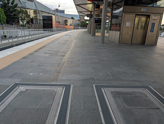 PXL_20251222_084535177