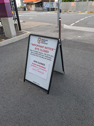 PXL_20251222_082011413.MP