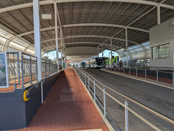 Kelmscott - PXL_20251113_080927970