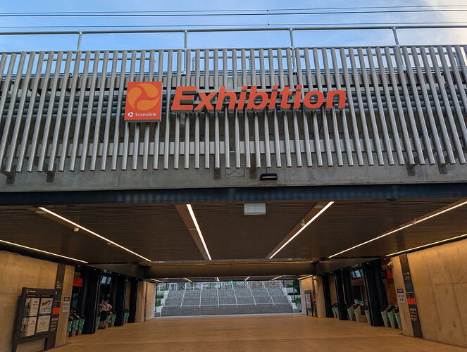 PXL_20251222_083156875